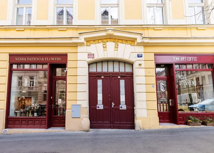 Apartmán Modern Attic With Terrace - Machova Praha