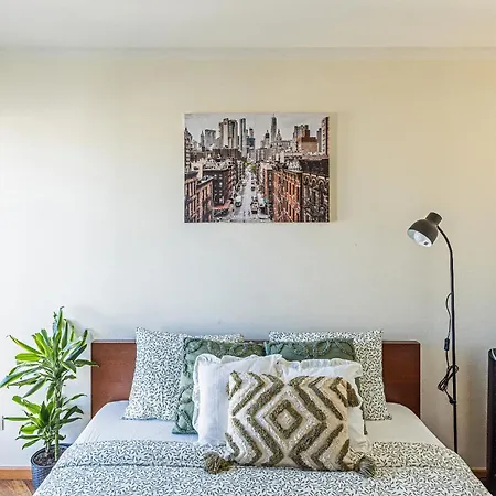 Modern Attic With Terrace - Machova Praag