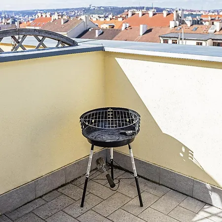 Modern Attic With Terrace - Machova Appartement