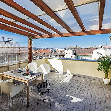 Appartement Modern Attic With Terrace - Machova Praag